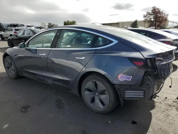 5YJ3E1EA3KF399321 2019 TESLA MODEL 3 - Image 2
