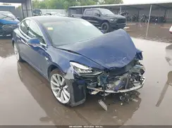 5YJ3E1EA3KF402184 2019 TESLA MODEL 3