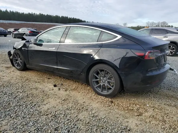 5YJ3E1EA3KF402654 2019 TESLA MODEL 3 - Image 2