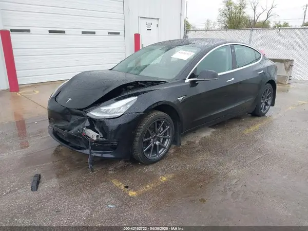 5YJ3E1EA3KF403013 2019 TESLA MODEL 3 - Image 2
