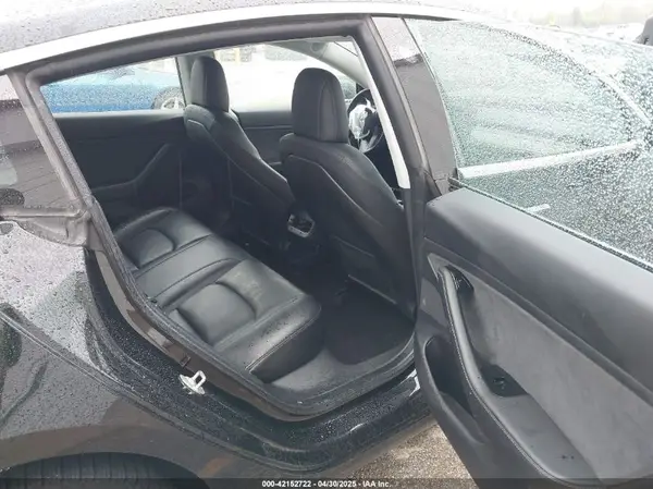 5YJ3E1EA3KF403013 2019 TESLA MODEL 3 - Image 8