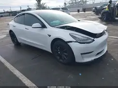 5YJ3E1EA3KF407627 2019 TESLA MODEL 3