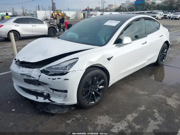 5YJ3E1EA3KF407627 2019 TESLA MODEL 3 - Image 2
