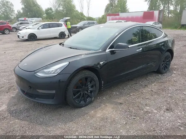 5YJ3E1EA3KF413895 2019 TESLA MODEL 3 - Image 2