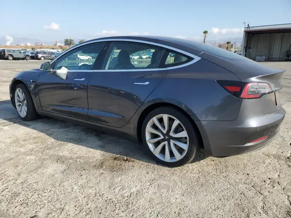 5YJ3E1EA3KF417154 2019 TESLA MODEL 3 - Image 2