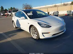 5YJ3E1EA3KF417560 2019 TESLA MODEL 3