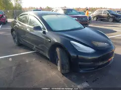 5YJ3E1EA3KF418840 2019 TESLA MODEL 3