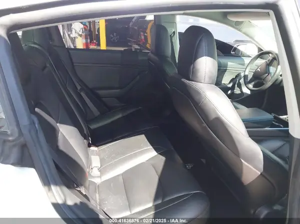 5YJ3E1EA3KF427392 2019 TESLA MODEL 3 - Image 8