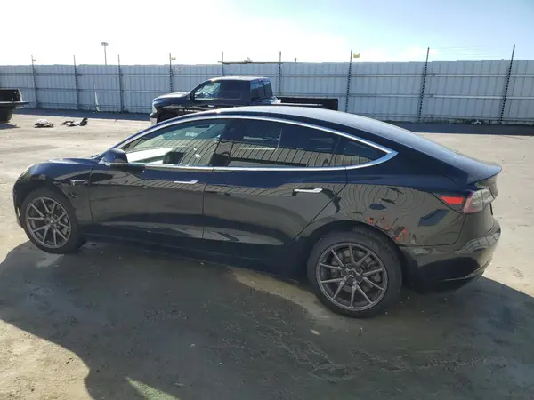 5YJ3E1EA3KF428896 2019 TESLA MODEL 3 - Image 2