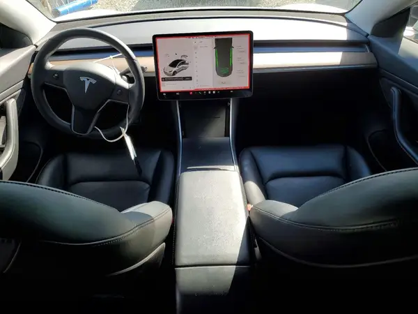 5YJ3E1EA3KF428901 2019 TESLA MODEL 3 - Image 8