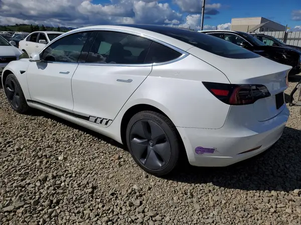 5YJ3E1EA3KF430812 2019 TESLA MODEL 3 - Image 2