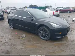 5YJ3E1EA3KF431443 2019 TESLA MODEL 3