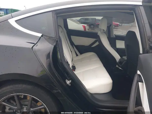 5YJ3E1EA3KF431443 2019 TESLA MODEL 3 - Image 8