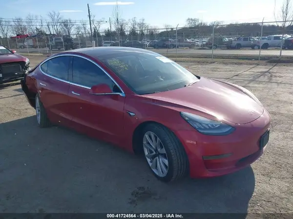 5YJ3E1EA3KF466418 2019 TESLA MODEL 3 - Image 1