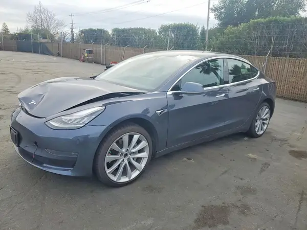 5YJ3E1EA3KF475958 2019 TESLA MODEL 3 - Image 1