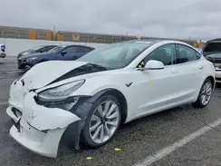 5YJ3E1EA3KF476527 2019 TESLA MODEL 3