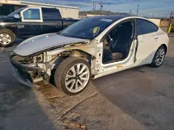 5YJ3E1EA3KF476687 2019 TESLA MODEL 3