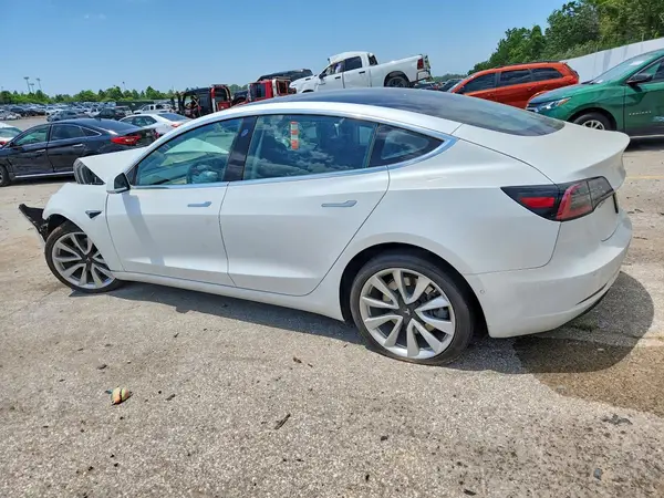 5YJ3E1EA3KF476706 2019 TESLA MODEL 3 - Image 2