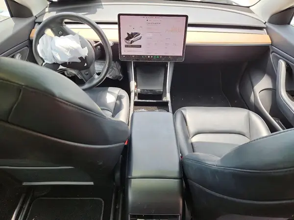 5YJ3E1EA3KF476706 2019 TESLA MODEL 3 - Image 8