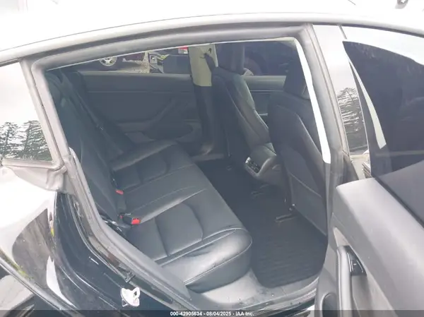5YJ3E1EA3KF482828 2019 TESLA MODEL 3 - Image 8
