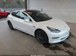 5YJ3E1EA3KF484191 2019 TESLA MODEL 3