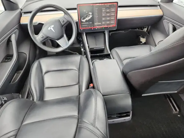 5YJ3E1EA3KF484319 2019 TESLA MODEL 3 - Image 8