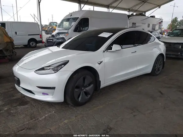 5YJ3E1EA3KF484840 2019 TESLA MODEL 3 - Image 2