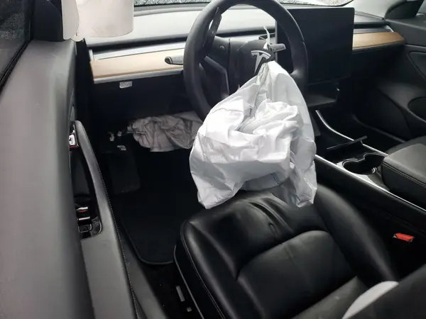 5YJ3E1EA3KF485843 2019 TESLA MODEL 3 - Image 8