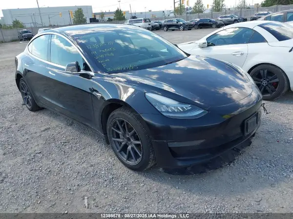 5YJ3E1EA3KF487768 2019 TESLA MODEL 3 - Image 1