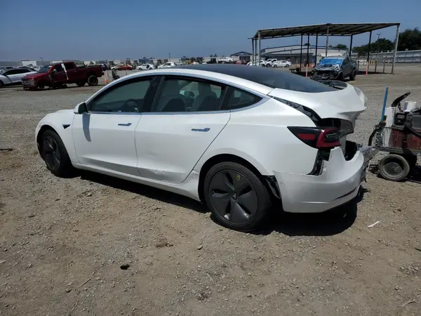 5YJ3E1EA3KF509302 2019 TESLA MODEL 3 - Image 2