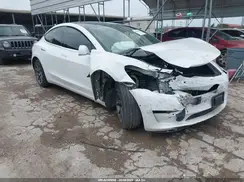 5YJ3E1EA3LF504232 2020 TESLA MODEL 3