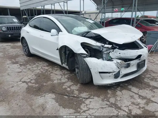 5YJ3E1EA3LF504232 2020 TESLA MODEL 3 - Image 1