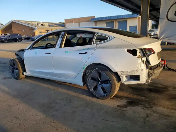 5YJ3E1EA3LF612737 2020 TESLA MODEL 3 - Image 2
