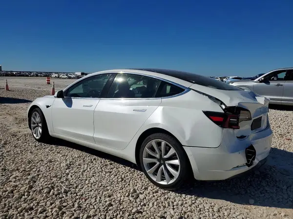 5YJ3E1EA3LF614410 2020 TESLA MODEL 3 - Image 2