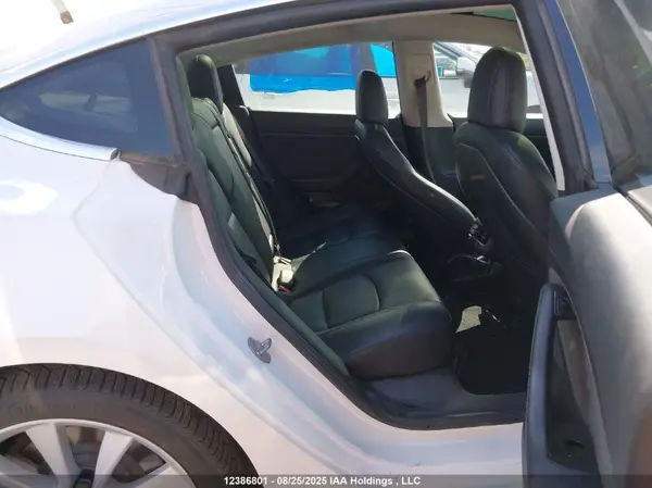 5YJ3E1EA3LF625990 2020 TESLA MODEL 3 - Image 8