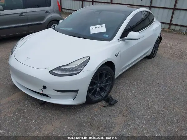5YJ3E1EA3LF632051 2020 TESLA MODEL 3 - Image 2