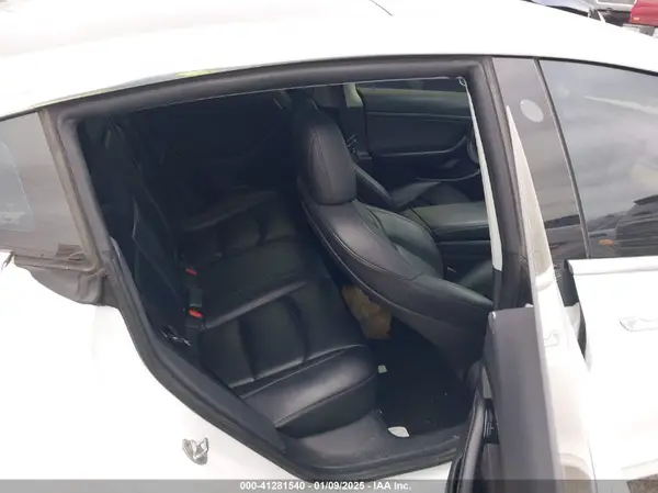 5YJ3E1EA3LF632051 2020 TESLA MODEL 3 - Image 8