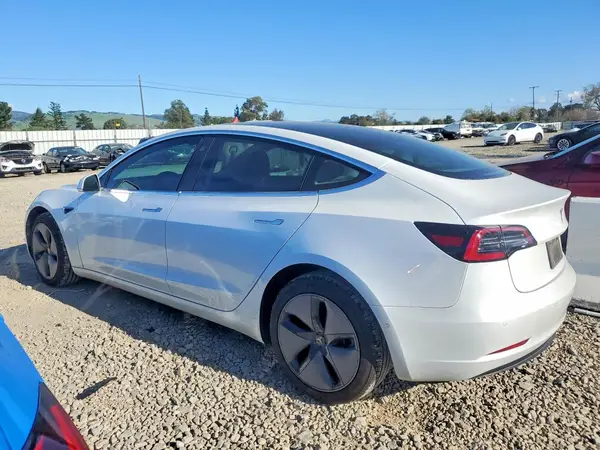 5YJ3E1EA3LF632681 2020 TESLA MODEL 3 - Image 2