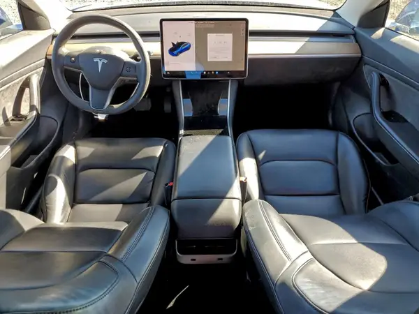 5YJ3E1EA3LF633975 2020 TESLA MODEL 3 - Image 8