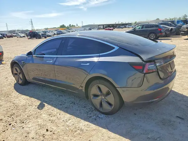 5YJ3E1EA3LF657743 2020 TESLA MODEL 3 - Image 2