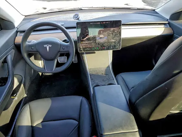 5YJ3E1EA3LF658035 2020 TESLA MODEL 3 - Image 8