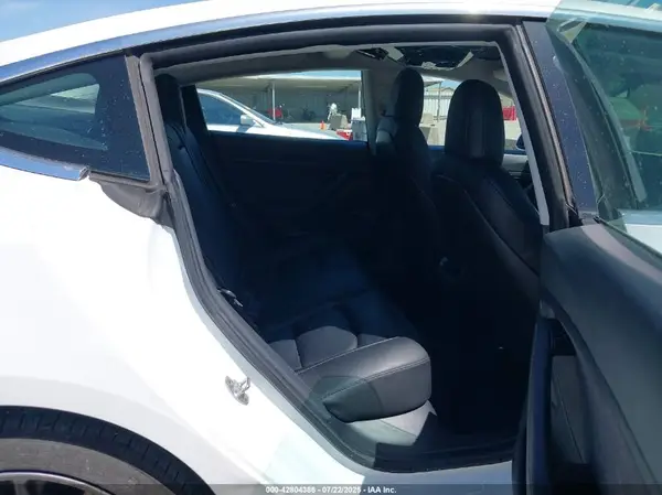 5YJ3E1EA3LF658858 2020 TESLA MODEL 3 - Image 8