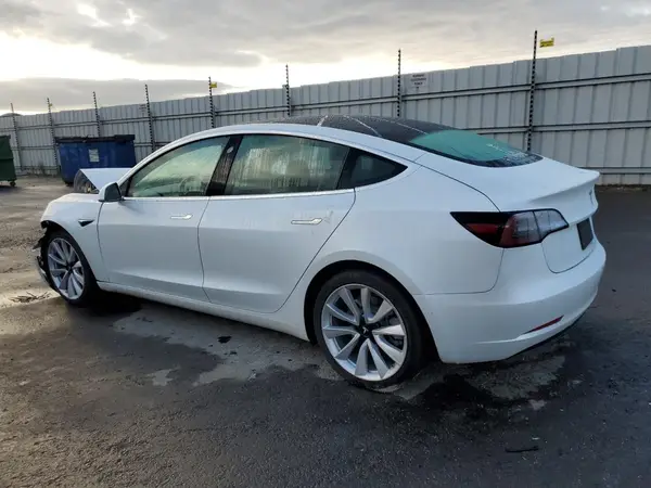 5YJ3E1EA3LF661601 2020 TESLA MODEL 3 - Image 2