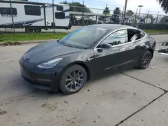 5YJ3E1EA3LF704592 2020 TESLA MODEL 3