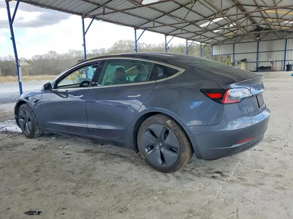 5YJ3E1EA3LF736622 2020 TESLA MODEL 3 - Image 2