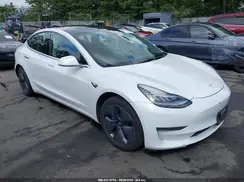 5YJ3E1EA3LF737138 2020 TESLA MODEL 3