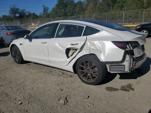 5YJ3E1EA3LF740573 2020 TESLA MODEL 3 - Image 2