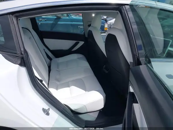 5YJ3E1EA3LF741125 2020 TESLA MODEL 3 - Image 8