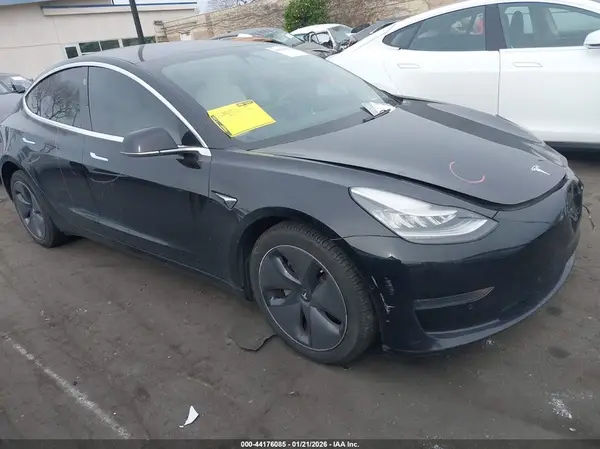 5YJ3E1EA3LF743909 2020 TESLA MODEL 3 - Image 1