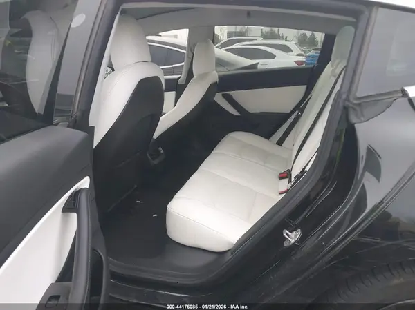 5YJ3E1EA3LF743909 2020 TESLA MODEL 3 - Image 8